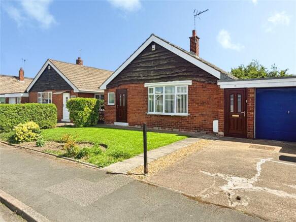3 bed property, in Newfields Avenue, £170,000