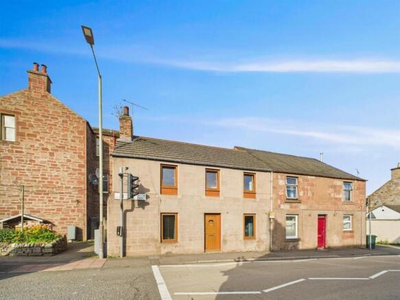 2 bed property, in 4 Reform Street, £95,000
