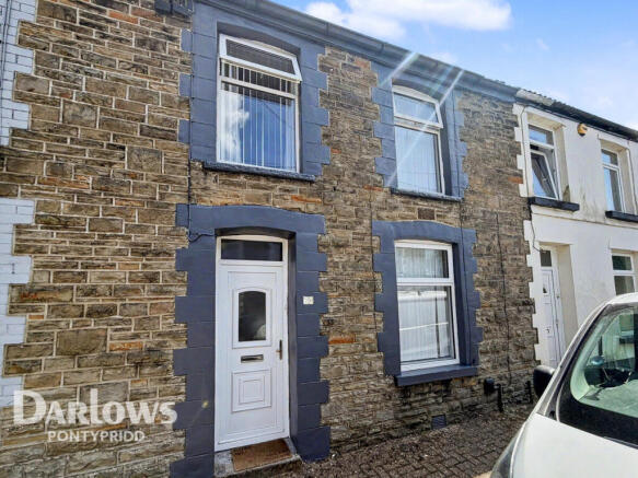 3 bed property, in Sheppard Street, £130,000