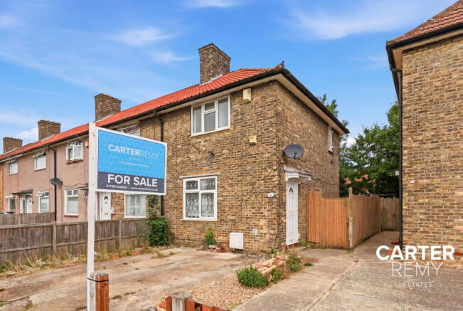 3 bed property, in Margery Road, £350,000