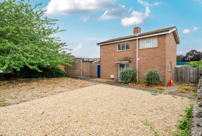 3 bed property, in North Street, £300,000