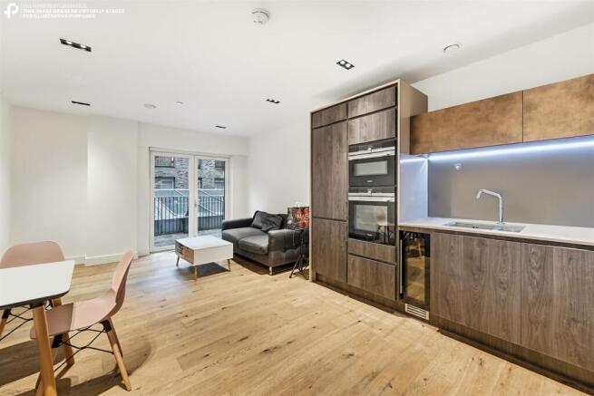 1 bed property, in 2 Exchange Gardens, £525,000