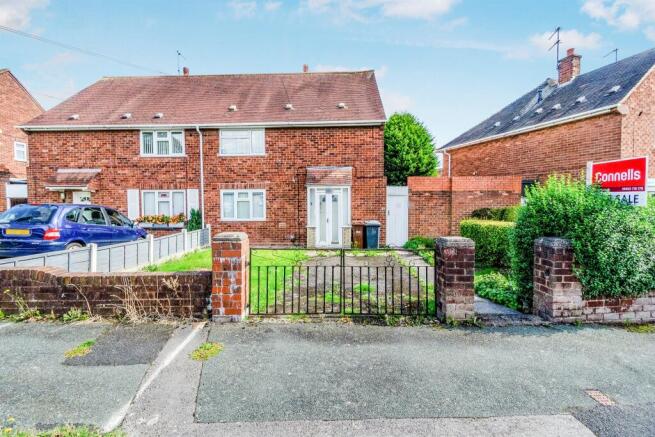 1 bed property, in Adey Road, £50,000