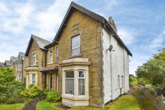 2 bed property, in Heysham Road Heysham, £100,000