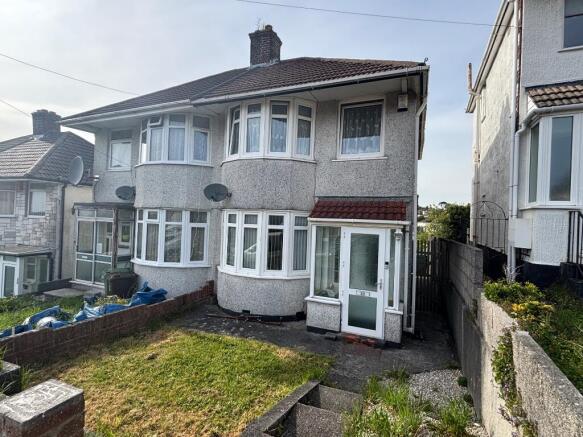 3 bed property, in Moor Lane, £190,000