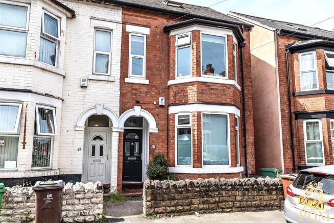 6 bed property, in Kimbolton Avenue, £450,000