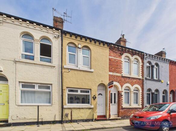 2 bed property, in Portman Street, £85,000