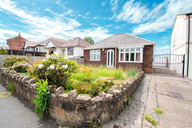 2 bed property, in Nottingham Road, £230,000
