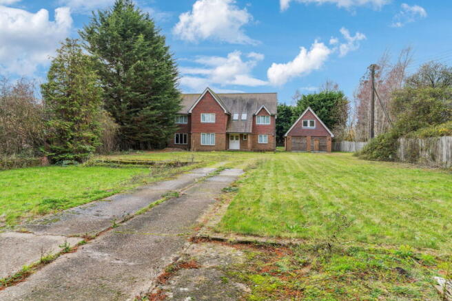 5 bed property, in Bedford Road, £1,200,000