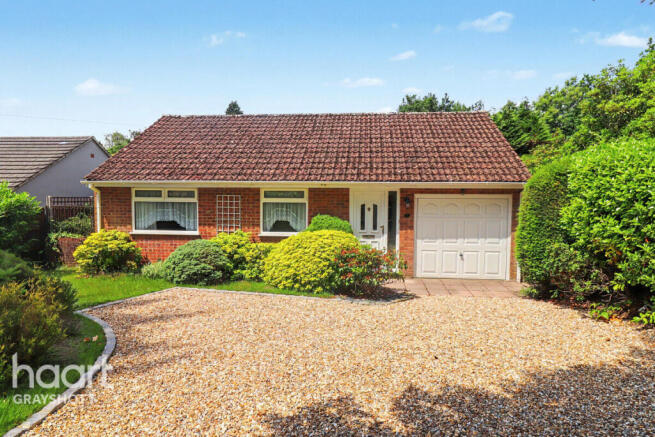 3 bed property, in Furze Hill Road, £675,000