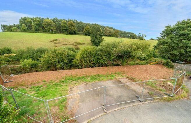 Land, in Building Plot, £95,000