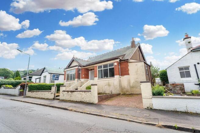 3 bed property, in 30 Gogoside Road, £220,000