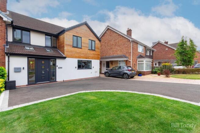 4 bed property, in Hudson Drive, £375,000