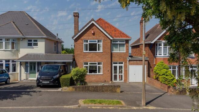 3 bed property, in Beckman Road, £480,000