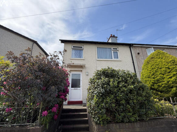 3 bed property, in Ainon Road, £175,000