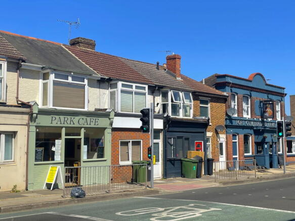 1 bed property, in Eastney Road, £210,000