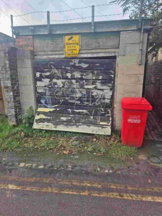 Land, in Garage to the rear 236 London Road, £2,500