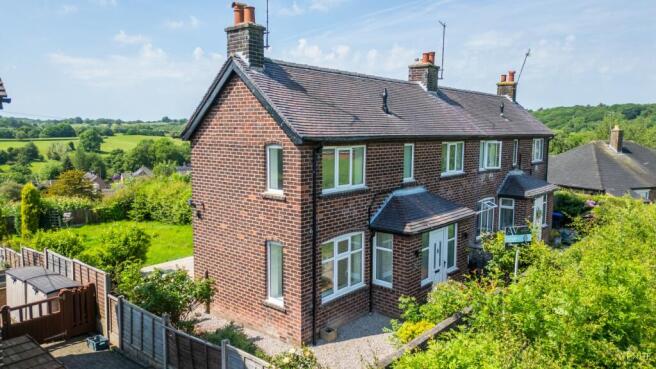 3 bed property, in Bella Vista (beautiful views), £280,000