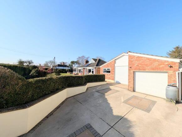 3 bed property, in Allenby Crescent, £415,000