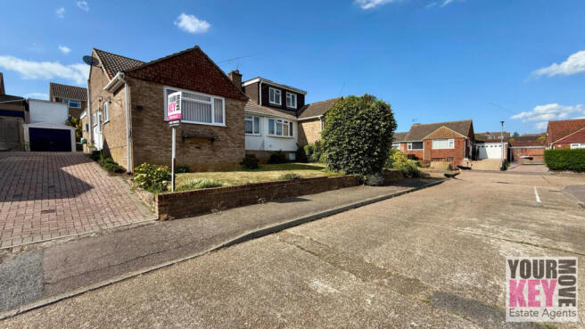 3 bed property, in Hudson Close, £325,000