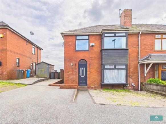 3 bed property, in Hayfield Close, £199,950