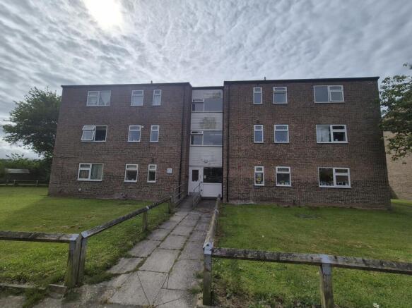 2 bed property, in 126 Janes Brook Road, £50,000