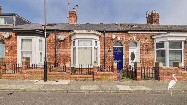 2 bed property, in Hendon Burn Avenue, £30,000