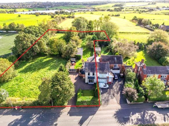 4 bed property, in Tempest Road, £680,000