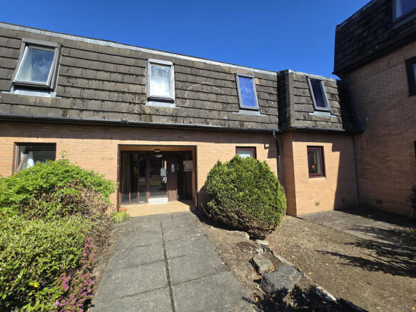 1 bed property, in 51 Mahon Court, £55,000