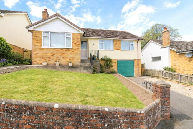 3 bed property, in Middleton Road, £360,000