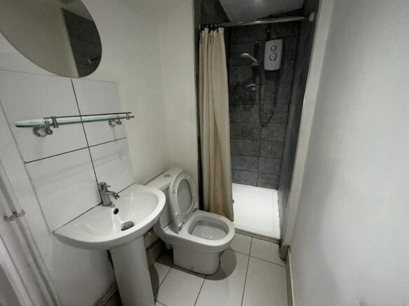 1 bed property, in Bertram Street, £300,000
