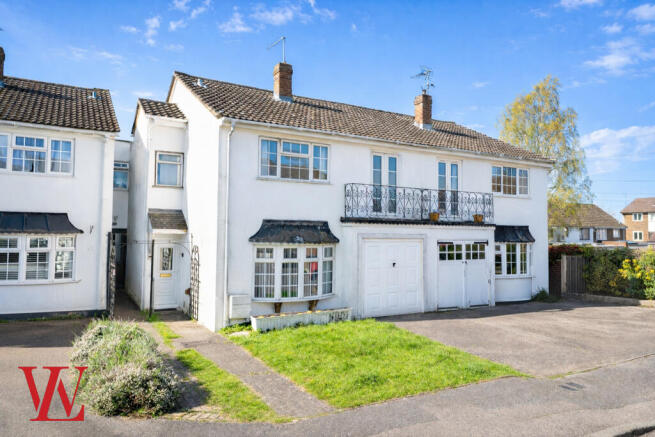 3 bed property, in Ascot Close, £400,000