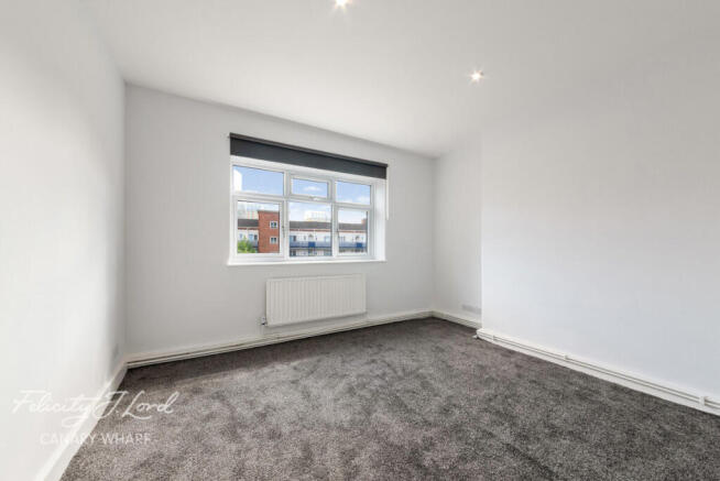 3 bed property, in Three Colt Street, £375,000