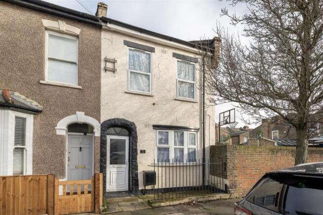 3 bed property, in Eric Road, £550,000