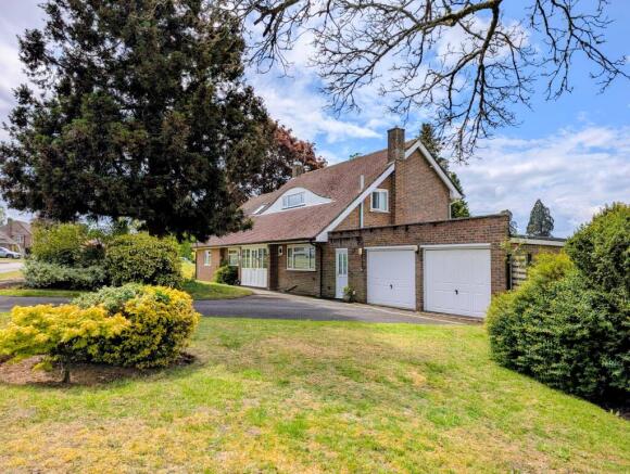 4 bed property, in Shepherds Way, £995,000
