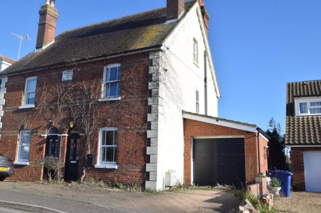 3 bed property, in Forge Lane, £250,000