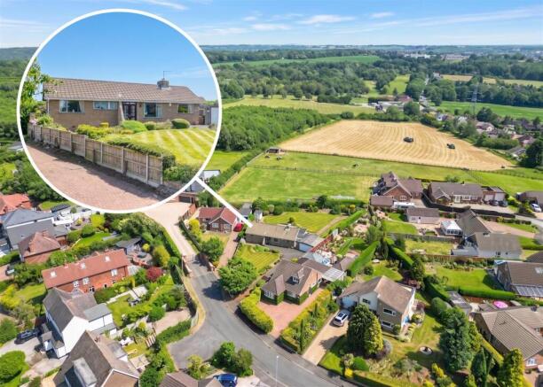 3 bed property, in Moat Bank, £350,000