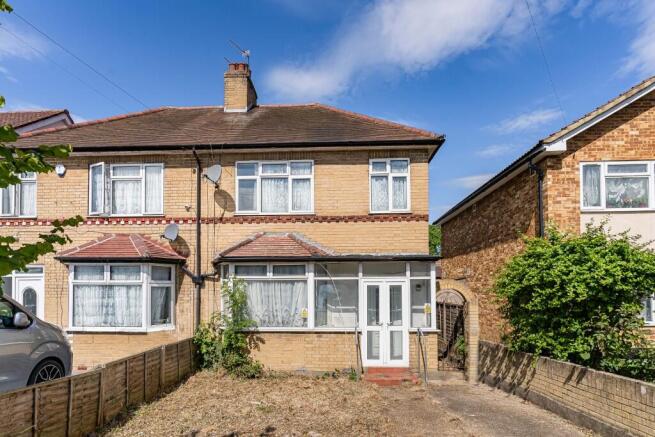 3 bed property, in Regina Road, £400,000