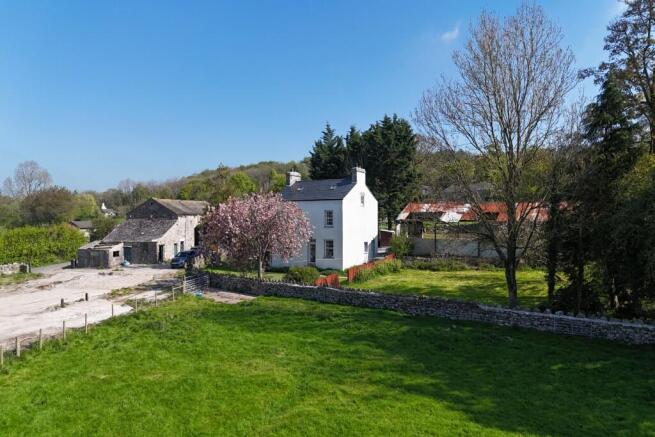 4 bed property, in Clawthorpe Lodge, £1,000,000