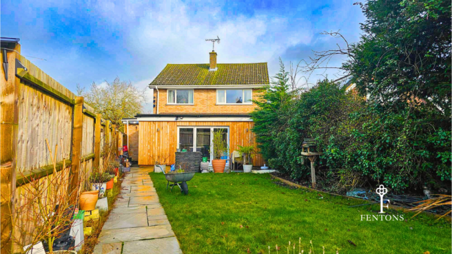 4 bed property, in The Street, £420,000