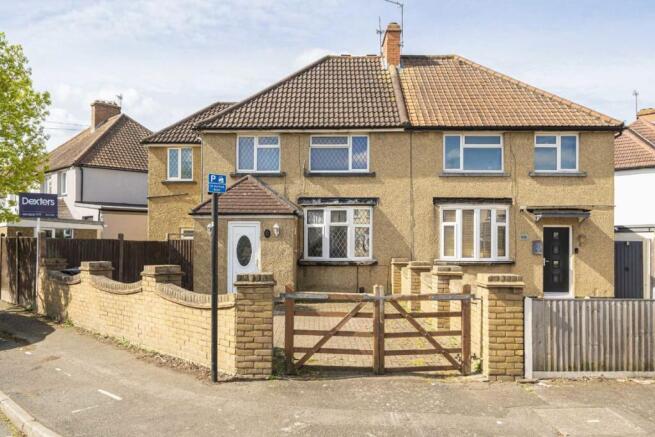 4 bed property, in Westbourne Road, £470,000