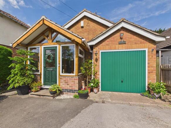 3 bed property, in Swarkestone Road, £440,000