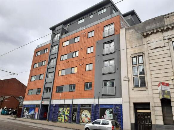 2 bed property, in Union Street, £55,000