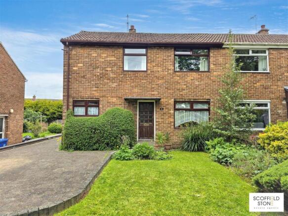 3 bed property, in Hanover Square, £220,000