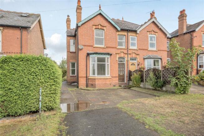 3 bed property, in Hartlebury Road, £325,000