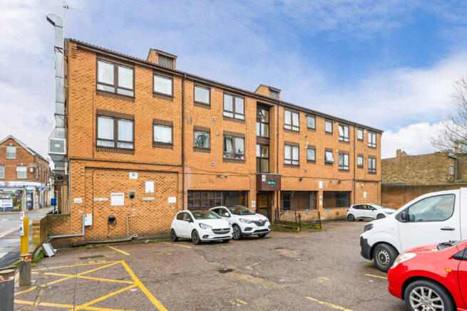 Studio, in Hale House, £155,000