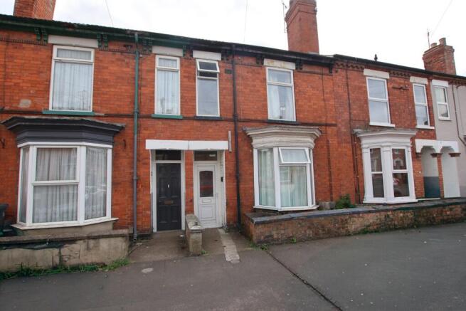 5 bed property, in Vernon Street, £260,000