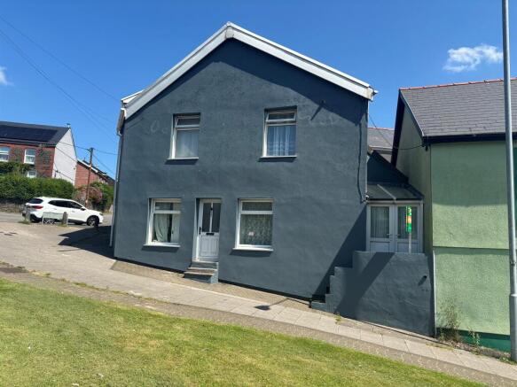 2 bed property, in Treharne Road, £55,000
