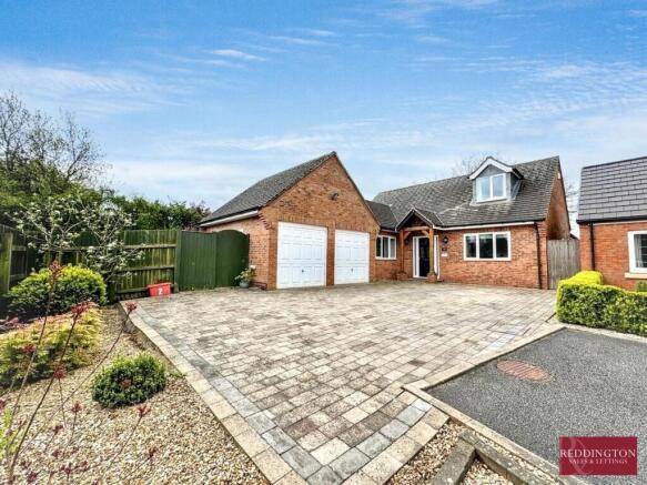 3 bed property, in Old Bakery Close, £410,000