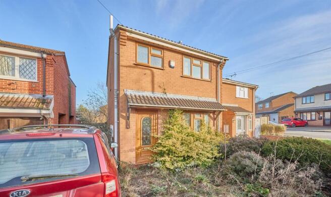 3 bed property, in King Richards Hill, £200,000